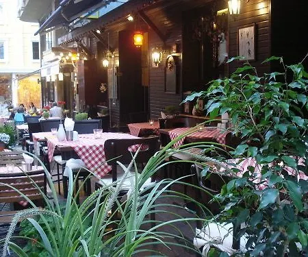 Adora Cafe & Restaurant 3* Provincia di Istanbul