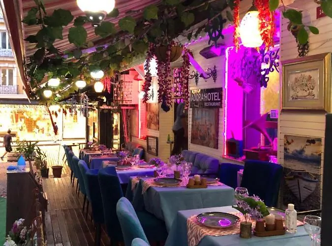 Adora 伊斯坦布尔