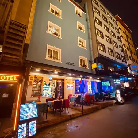 Adora 3*